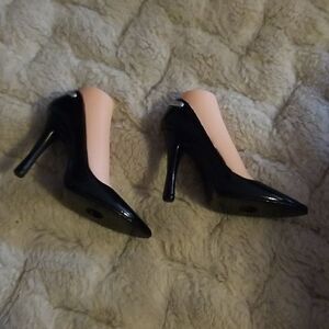 2004 Flashback Fever Cloe Twiinz Phoebe MGA Bratz Doll Shoes Black Heels